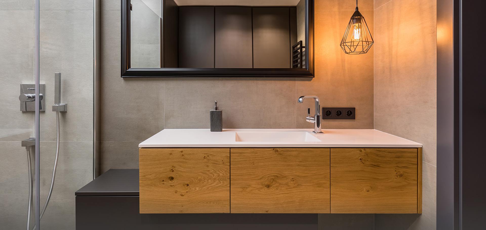 #1 Łazienka w surowym nowoczesnym stylu